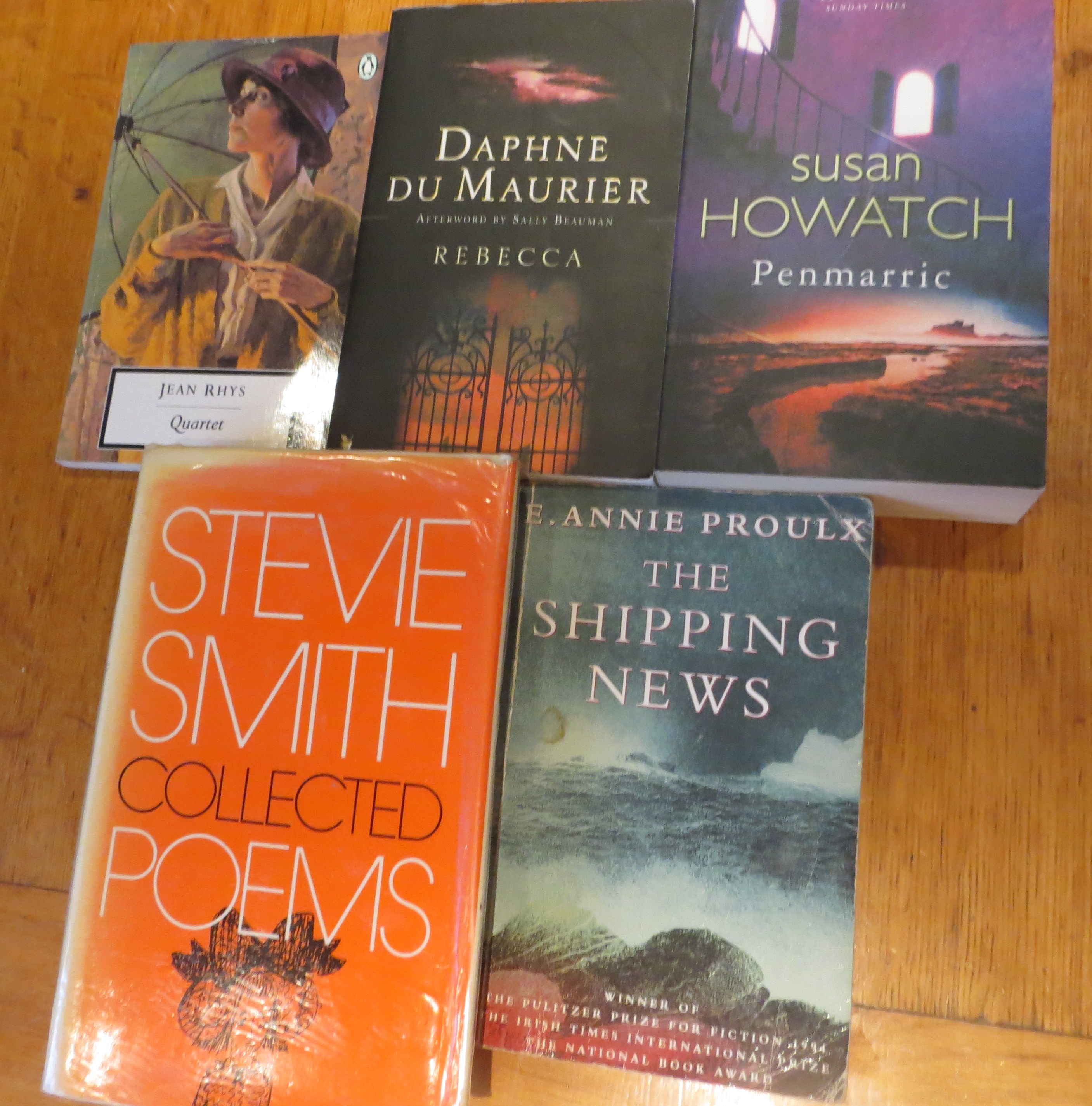 Books by Jean Rhys, Daphne du Maurier, Susan Howatch, Stevie Smith and E. Annie Proulx